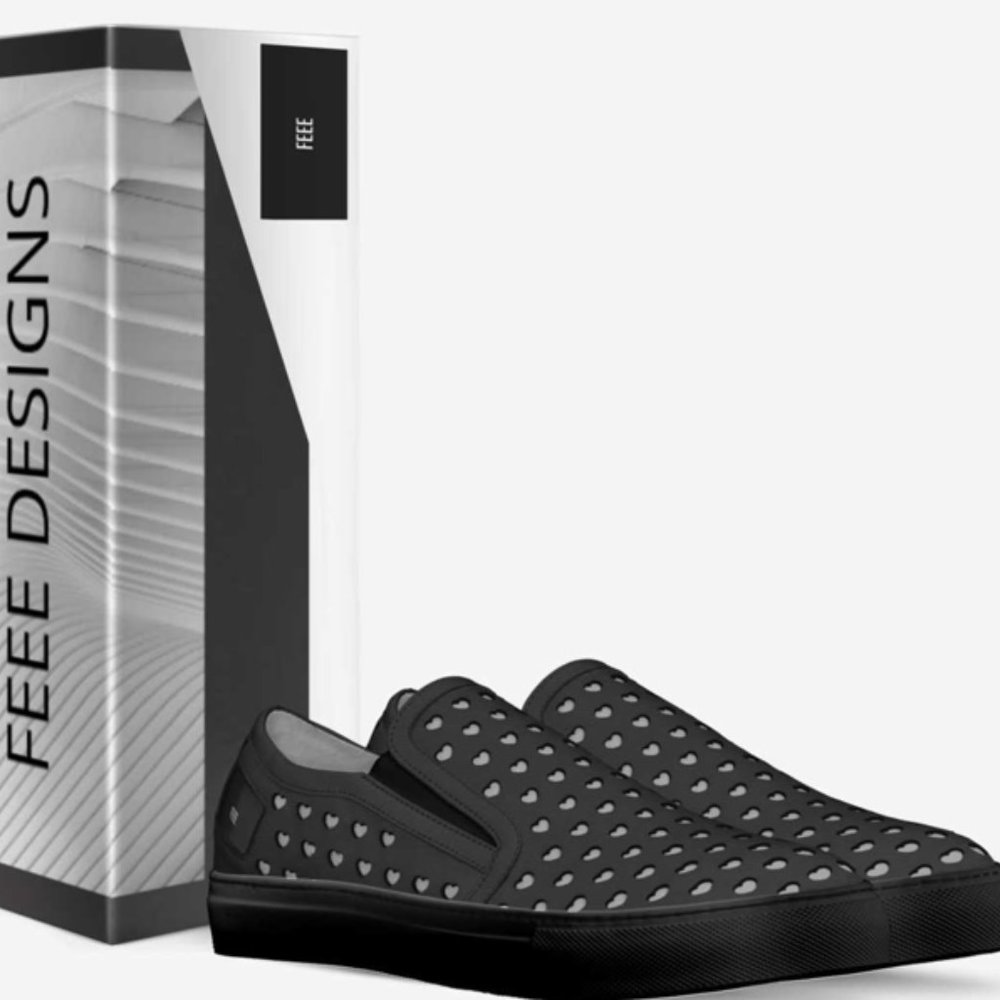 FEEE Hearts Slip On